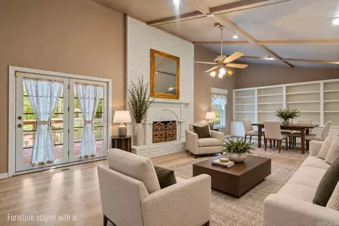 Living - 8901 Dawn Dr, Mabelvale, AR 72103 photo 4 of 5