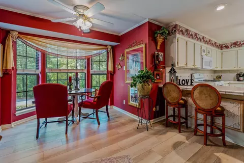 Dining - 8901 Dawn Dr, Mabelvale, AR 72103 photo 2 of 3