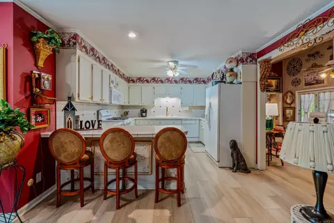 Kitchen - 8901 Dawn Dr, Mabelvale, AR 72103 photo 1 of 2