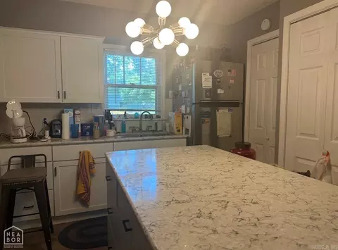 Kitchen - 165 Poplar St, Piggott, AR 72454 photo 1 of 2