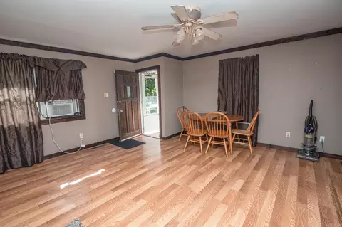 Living - 21322 Chicot, Mabelvale, AR 72103 photo 2 of 3
