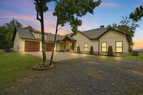9059 Highway 16 W, Clinton, AR 72031