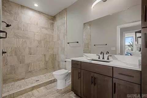Bath - 5 Sowbug Cir, Cotter, AR 72626 photo 3 of 5