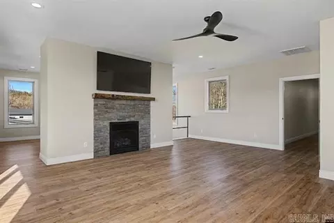 Living - 5 Sowbug Cir, Cotter, AR 72626 photo 6 of 7