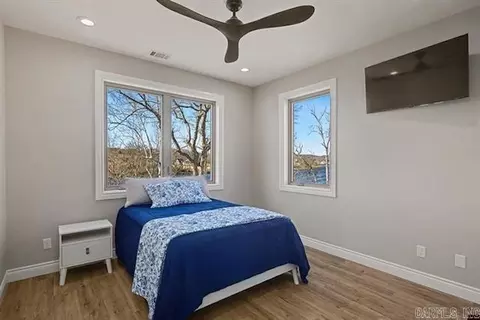Bedroom - 5 Sowbug Cir, Cotter, AR 72626 photo 3 of 4