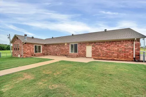 Exterior - 791 Hwy 64 W, Beebe, AR 72012 photo 4 of 11