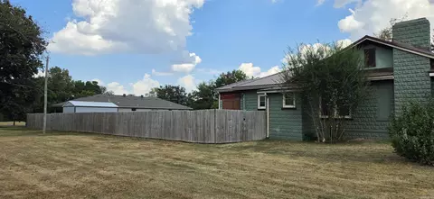 Exterior - 604 Jackson Ave, Wynne, AR 72396 photo 3 of 6