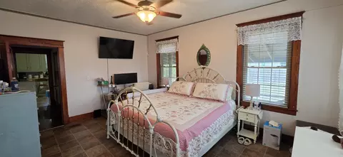 Bedroom - 604 Jackson Ave, Wynne, AR 72396 photo 2 of 3