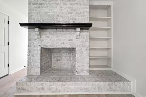 Living - 12 Juniper Pl, Searcy, AR 72143 photo 6 of 6