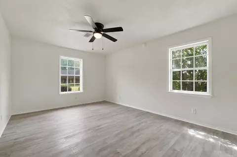 Bedroom - 12 Juniper Pl, Searcy, AR 72143 photo 2 of 4