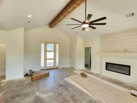 Living - 24 Ravell Rd, Cabot, AR 72023 photo 5 of 8