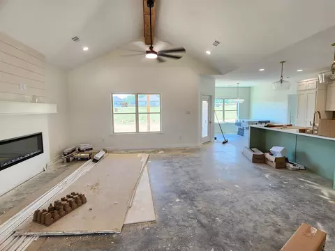 Living - 24 Ravell Rd, Cabot, AR 72023 photo 1 of 8