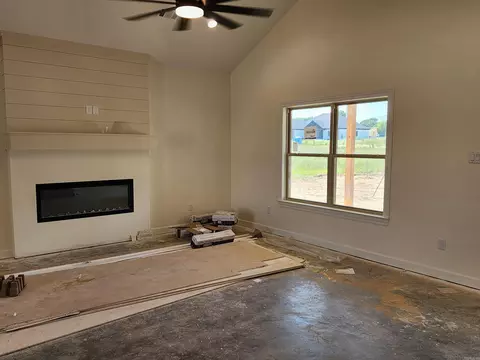 Living - 24 Ravell Rd, Cabot, AR 72023 photo 3 of 8