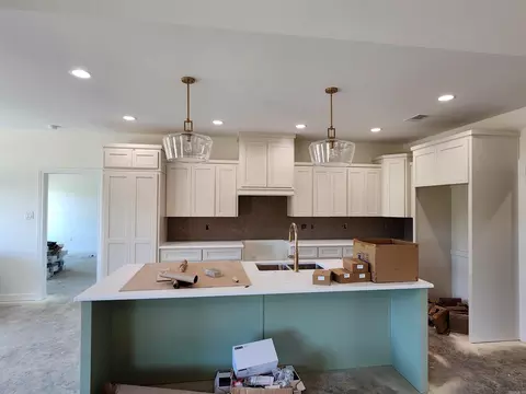 Kitchen - 24 Ravell Rd, Cabot, AR 72023 photo 2 of 3