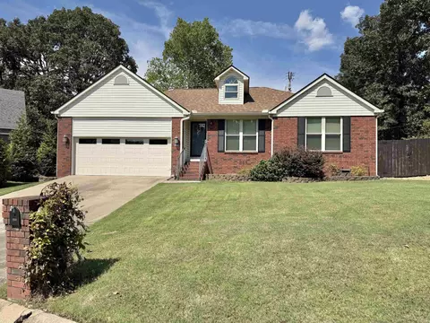 8309 Toltec Dr, North Little Rock, AR 72116