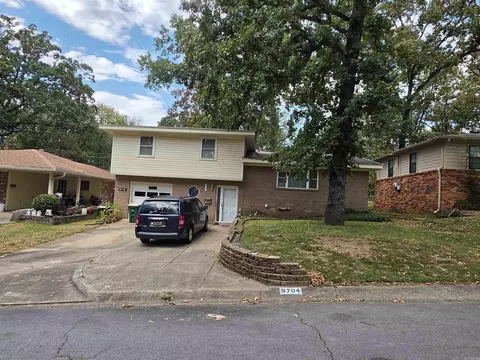 9704 Temple Dr, Little Rock, AR 72205