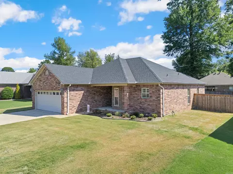 Exterior - 1490 Norbert Cir, Conway, AR 72034 photo 2 of 6