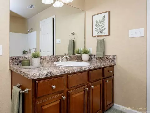 Bath - 19 Heelstone Dr, Cabot, AR 72023 photo 2 of 10