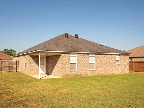 Exterior - 19 Heelstone Dr, Cabot, AR 72023 photo 4 of 6