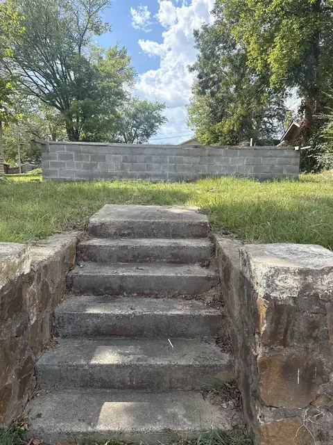 1000 S Woodrow St, Little Rock, AR 72201