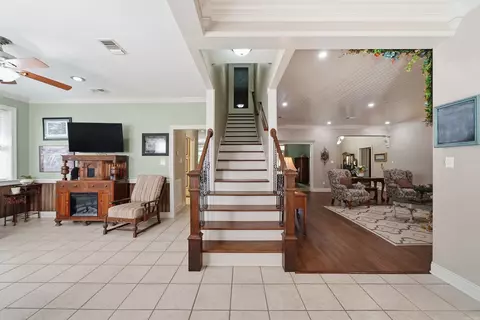 Entry Way - 309 S Pine St, Cabot, AR 72023 photo 2 of 4