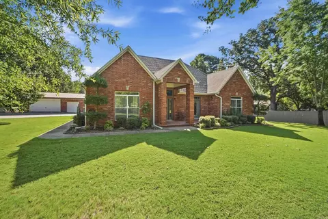 Exterior - 309 S Pine St, Cabot, AR 72023 photo 3 of 7