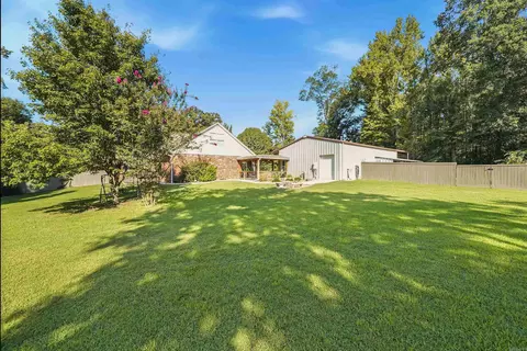 Exterior - 309 S Pine St, Cabot, AR 72023 photo 6 of 7