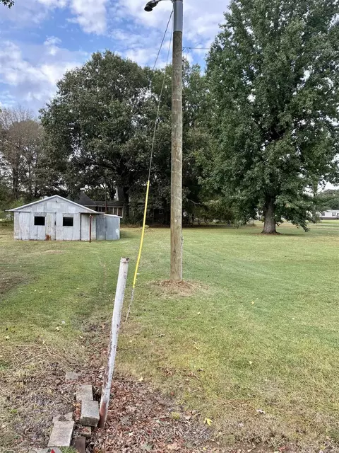 Exterior - 202 E Bennett St, Letona, AR 72085 photo 4 of 16