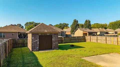 Exterior - 14 Oak Tree Cir, Conway, AR 72032 photo 7 of 8