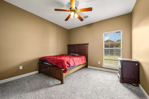 Bedroom - 14 Oak Tree Cir, Conway, AR 72032 photo 2 of 3