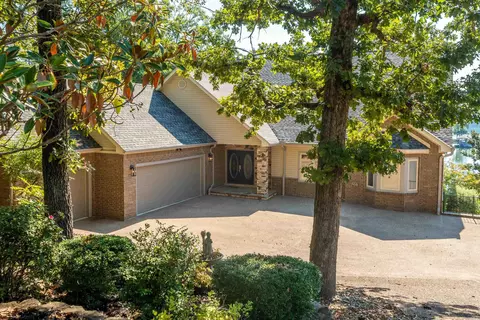 3 Ibi Ln, Hot Springs Village, AR 71909