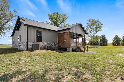 Exterior - 90 Bettis Spur Dr, Quitman, AR 72131 photo 7 of 12