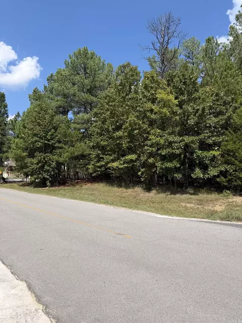 15 Elcano Dr, Hot Springs Village, AR 71909