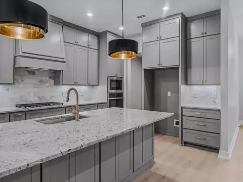 Kitchen - 7105 Cold Creek Dr, Alexander, AR 72002 photo 4 of 6