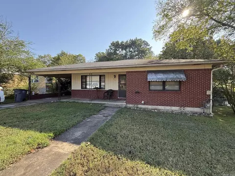 1205 Richard St, Hot Springs, AR 71913