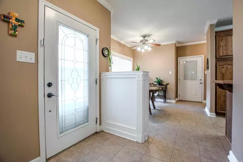 Entry Way - 2602 Laurel, Benton, AR 72015 photo 1 of 5
