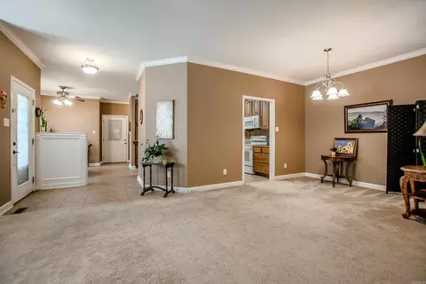 Entry Way - 2602 Laurel, Benton, AR 72015 photo 3 of 5