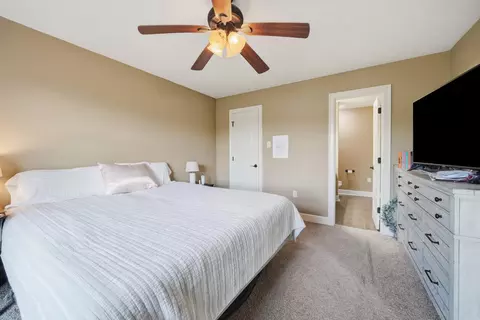 Bedroom - 28 Kay Dr, Greenbrier, AR 72058 photo 2 of 5