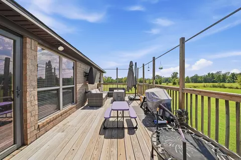 Exterior - 28 Kay Dr, Greenbrier, AR 72058 photo 5 of 6