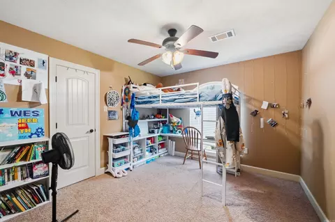 Bedroom - 28 Kay Dr, Greenbrier, AR 72058 photo 3 of 5