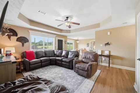 Living - 28 Kay Dr, Greenbrier, AR 72058 photo 1 of 1