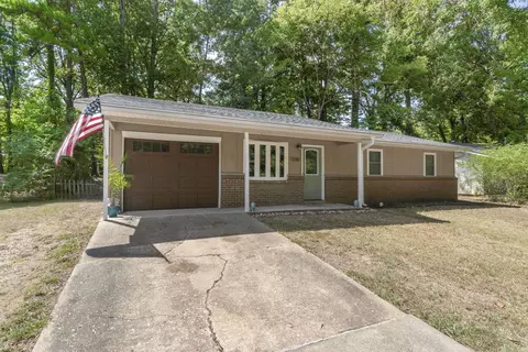 Exterior - 1200 Chris Dr, Benton, AR 72015 photo 3 of 8