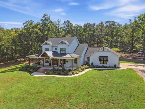 284 Northlake Cv, Hot Springs, AR 71901
