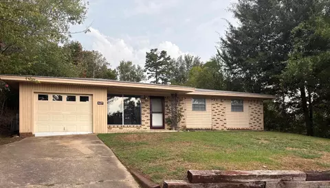 427 Sierra Madre Dr, North Little Rock, AR 72118