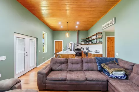 Living - 292 Easy St, Malvern, AR 72104 photo 1 of 2