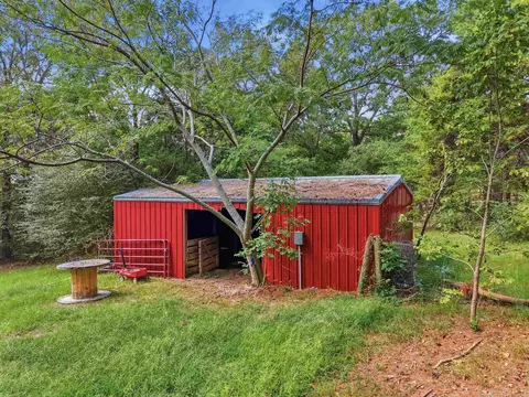 Exterior - 175 Acklin Gap Rd, Conway, AR 72032 photo 4 of 11