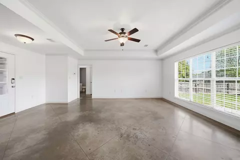 Living - 1140 Georgetown Dr, Conway, AR 72034 photo 5 of 5