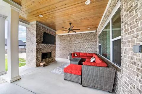 Exterior - 1586 Calcutta Dr, Cabot, AR 72023 photo 4 of 8