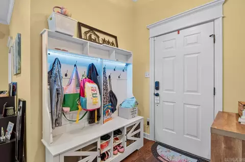 Entry Way - 3500 Hampton Dr, Benton, AR 72015 photo 1 of 1