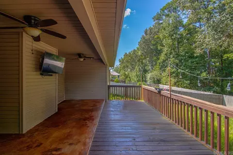 Exterior - 3500 Hampton Dr, Benton, AR 72015 photo 4 of 5